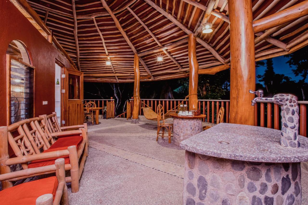 Atremaru Jungle Retreat Ξενοδοχείο Puerto Princesa Εξωτερικό φωτογραφία