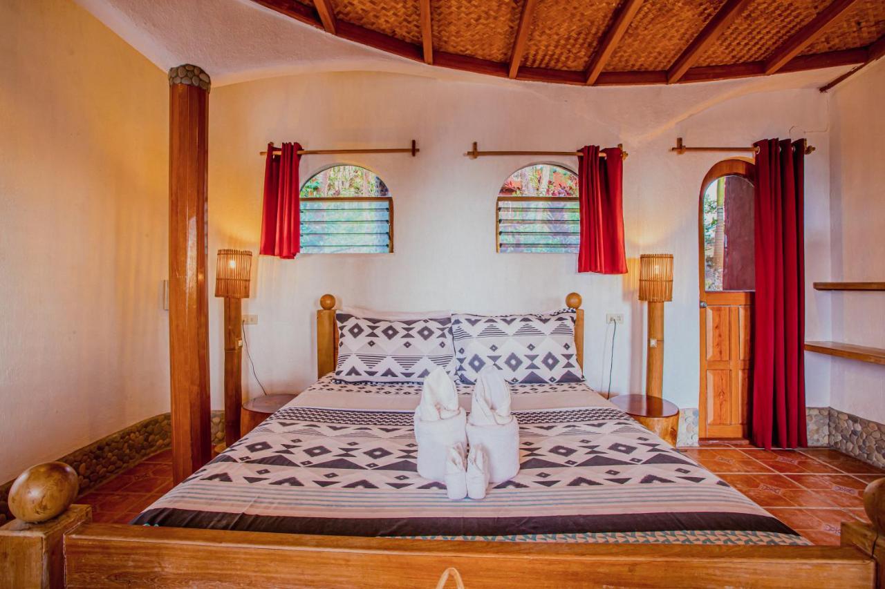 Atremaru Jungle Retreat Ξενοδοχείο Puerto Princesa Εξωτερικό φωτογραφία