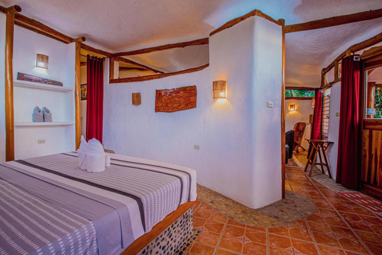 Atremaru Jungle Retreat Ξενοδοχείο Puerto Princesa Εξωτερικό φωτογραφία