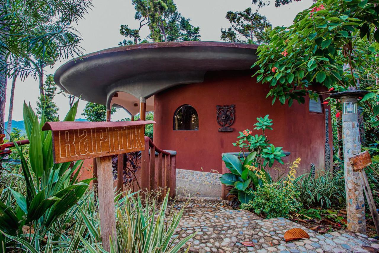 Atremaru Jungle Retreat Ξενοδοχείο Puerto Princesa Εξωτερικό φωτογραφία