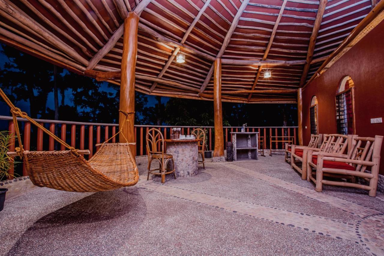 Atremaru Jungle Retreat Ξενοδοχείο Puerto Princesa Εξωτερικό φωτογραφία
