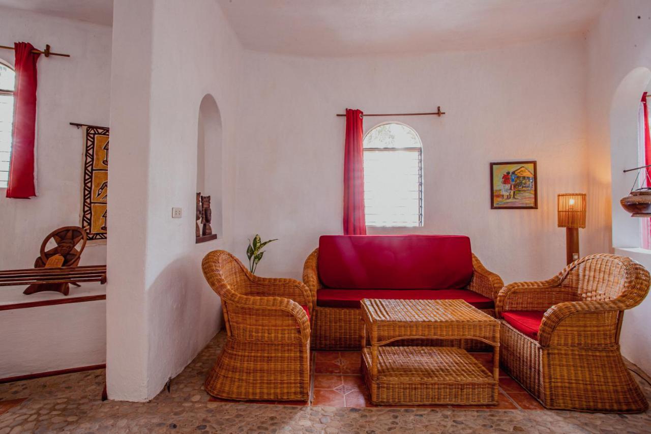 Atremaru Jungle Retreat Ξενοδοχείο Puerto Princesa Εξωτερικό φωτογραφία